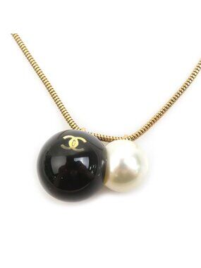 Chanel Necklace CC Logo